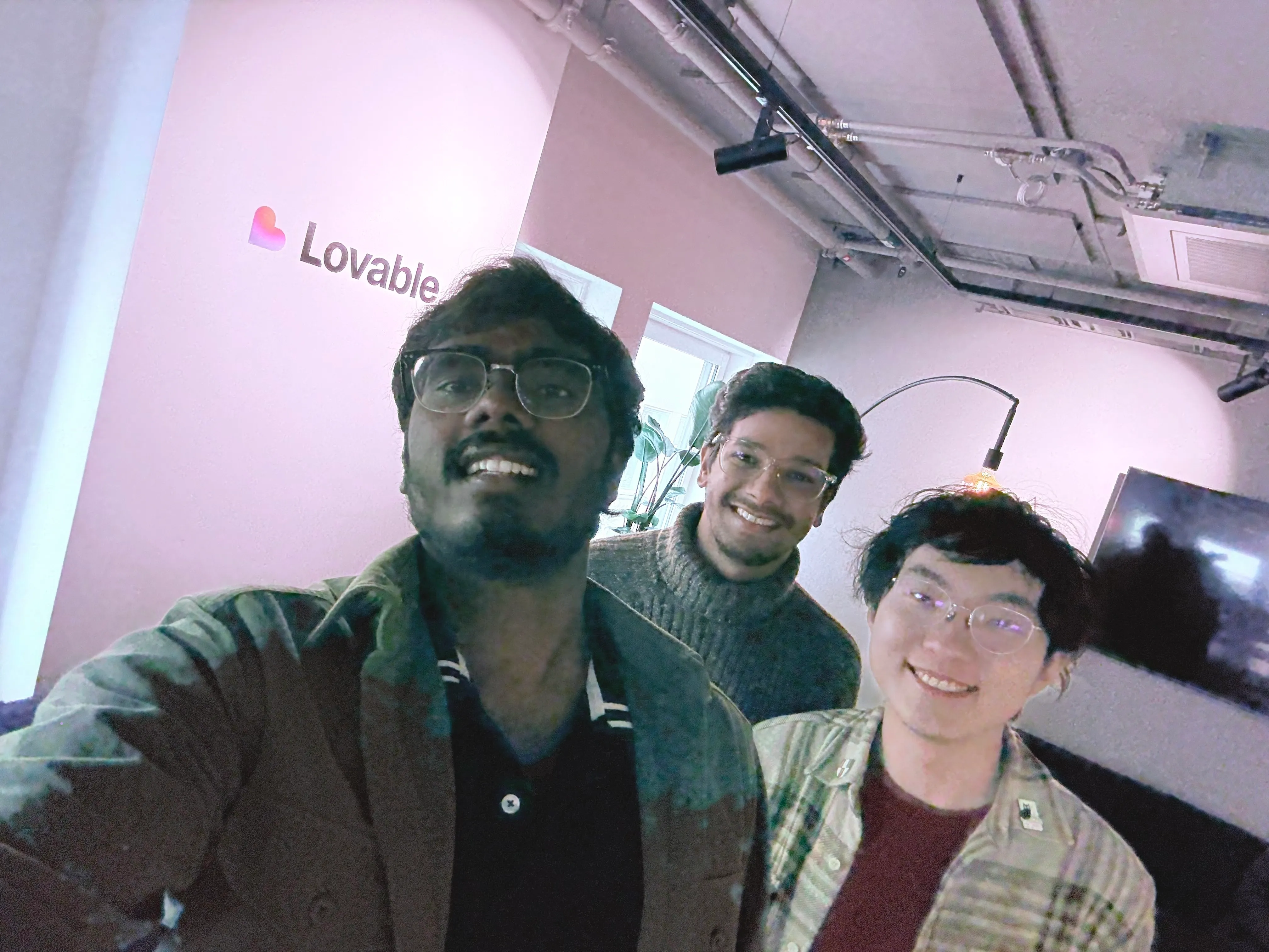 Lovalbe office Lovalbe office